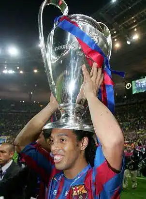 他一贯注重 他一贯注重